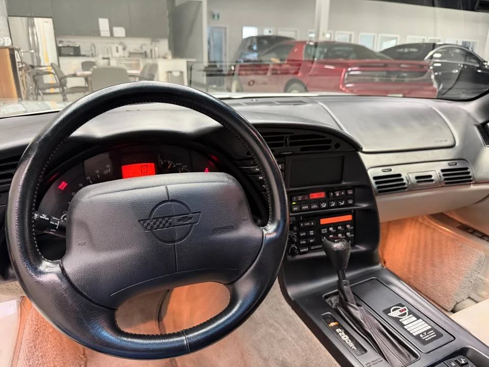 1996 Chevrolet Corvette C4 - Image 11 of 20