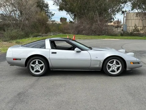 1996 Chevrolet Corvette C4 - Image 3 of 13