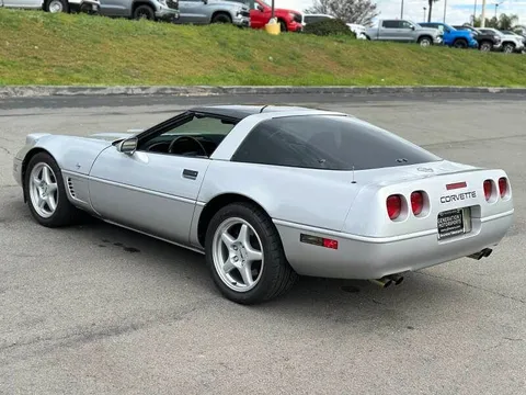 1996 Chevrolet Corvette C4 - Image 4 of 13