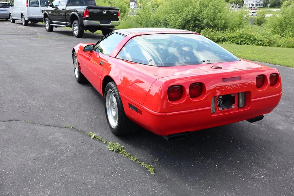 1996 Chevrolet Corvette C4 - Image 3 of 18