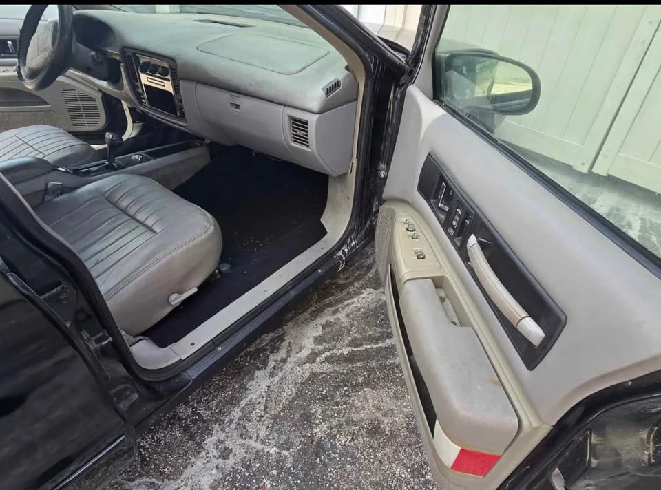 1996 Chevrolet Impala 7th Gen - Image 5 of 8