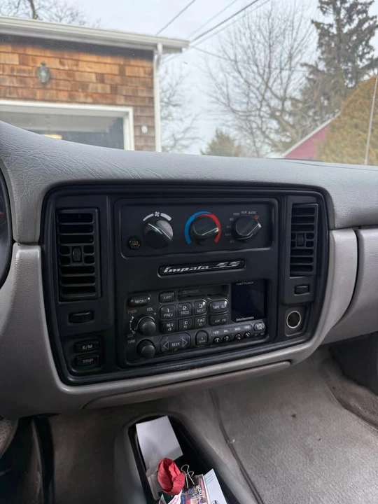 1996 Chevrolet Impala 7th Gen - Image 14 of 19