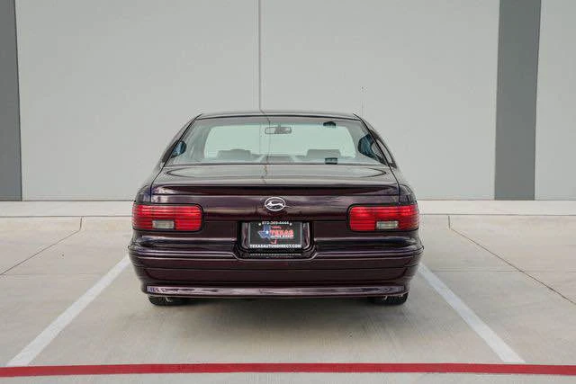 1996 Chevrolet Impala 7th Gen - Image 4 of 17