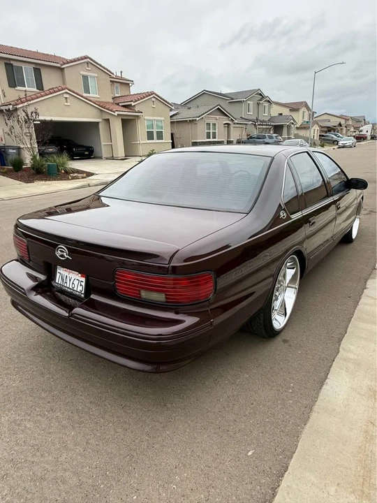1996 Chevrolet Impala 8th Gen - Image 4 of 18