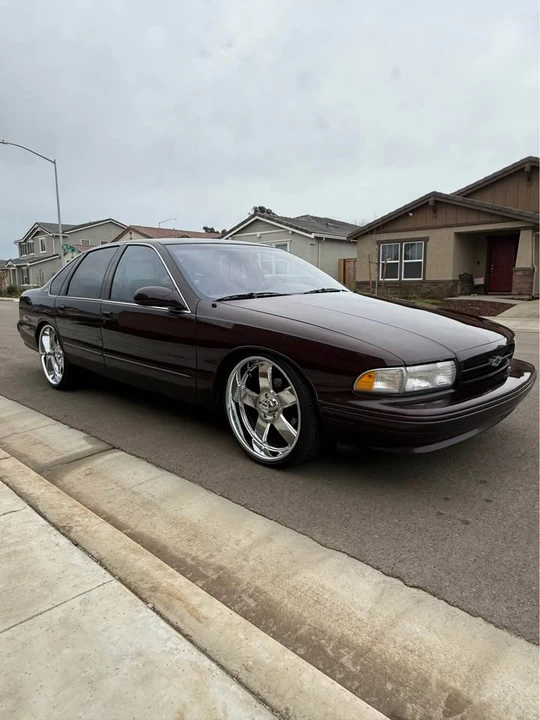 1996 Chevrolet Impala 8th Gen - Image 5 of 18