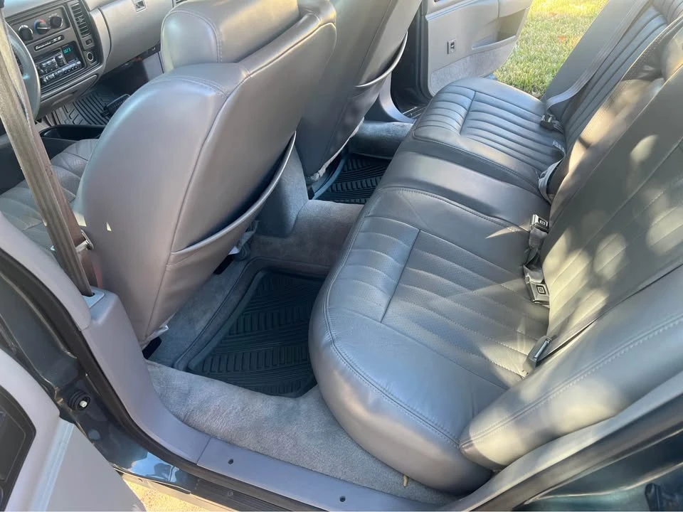 1996 Chevrolet Impala 7th Gen - Image 10 of 17