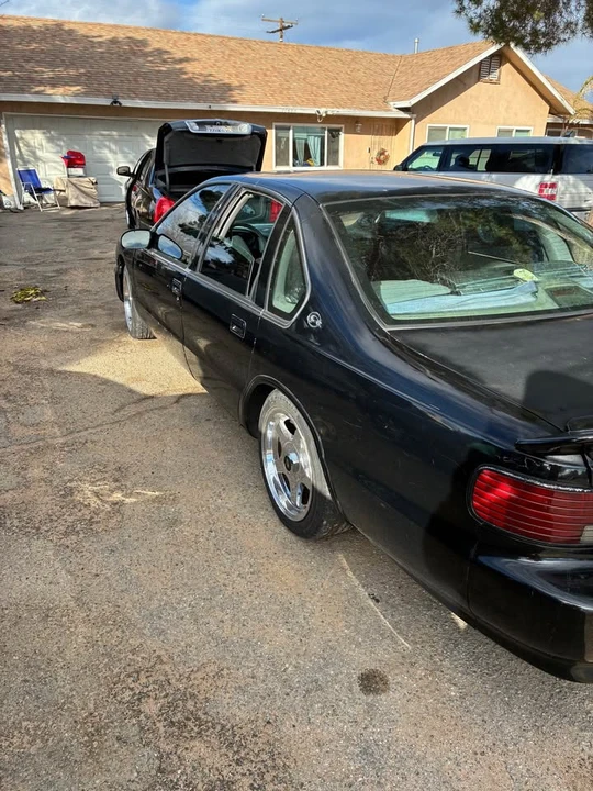 1996 Chevrolet Impala 8th Gen - Image 4 of 8
