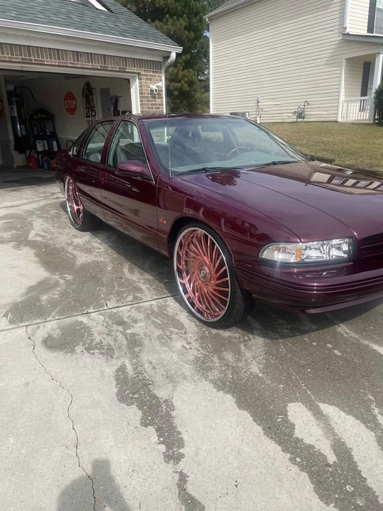 1996 Chevrolet Impala 8th Gen - Image 2 of 9