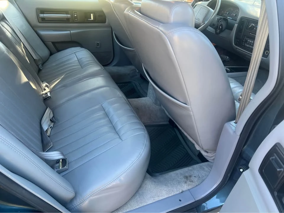 1996 Chevrolet Impala 7th Gen - Image 8 of 17