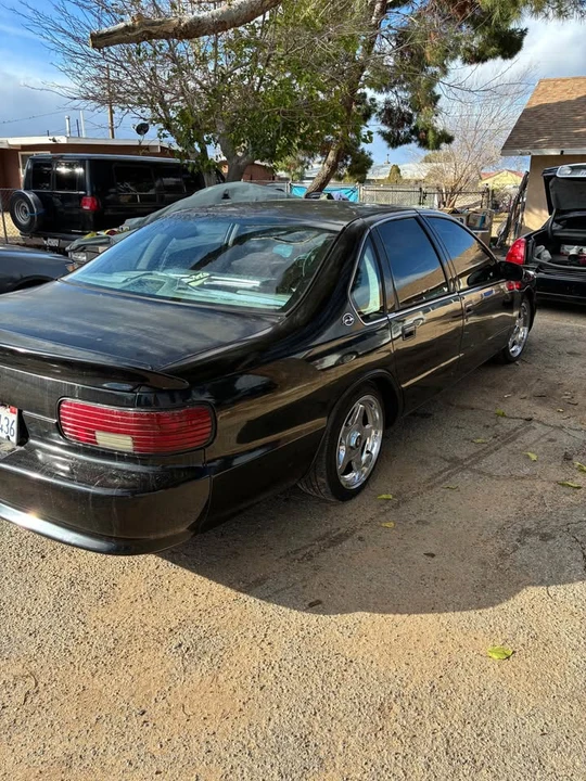 1996 Chevrolet Impala 8th Gen - Image 2 of 8