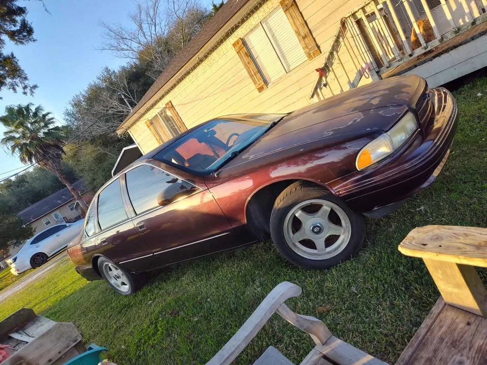 1996 Chevrolet Impala 7th Gen - Image 5 of 10