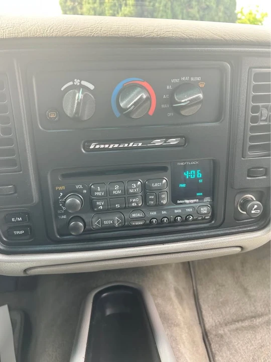 1996 Chevrolet Impala 7th Gen - Image 9 of 10