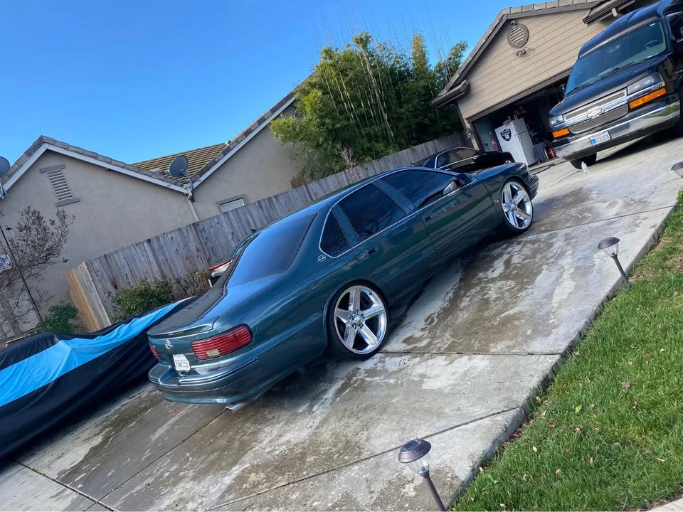 1996 Chevrolet Impala 7th Gen - Image 10 of 18