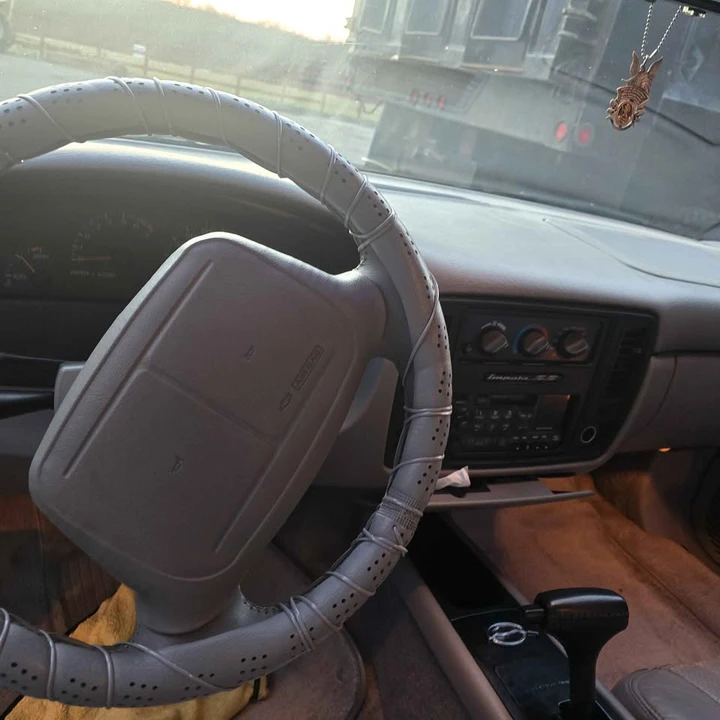 1996 Chevrolet Impala 7th Gen - Image 9 of 10