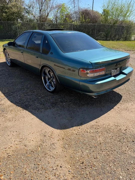 1996 Chevrolet Impala 7th Gen - Image 4 of 19