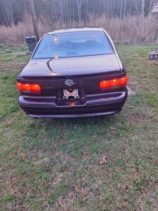 1996 Chevrolet Impala 7th Gen - Image 9 of 10