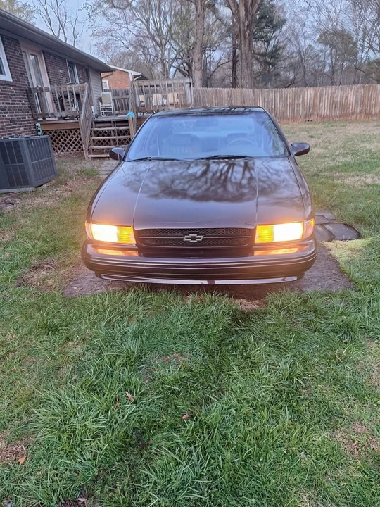 1996 Chevrolet Impala 7th Gen - Image 10 of 10