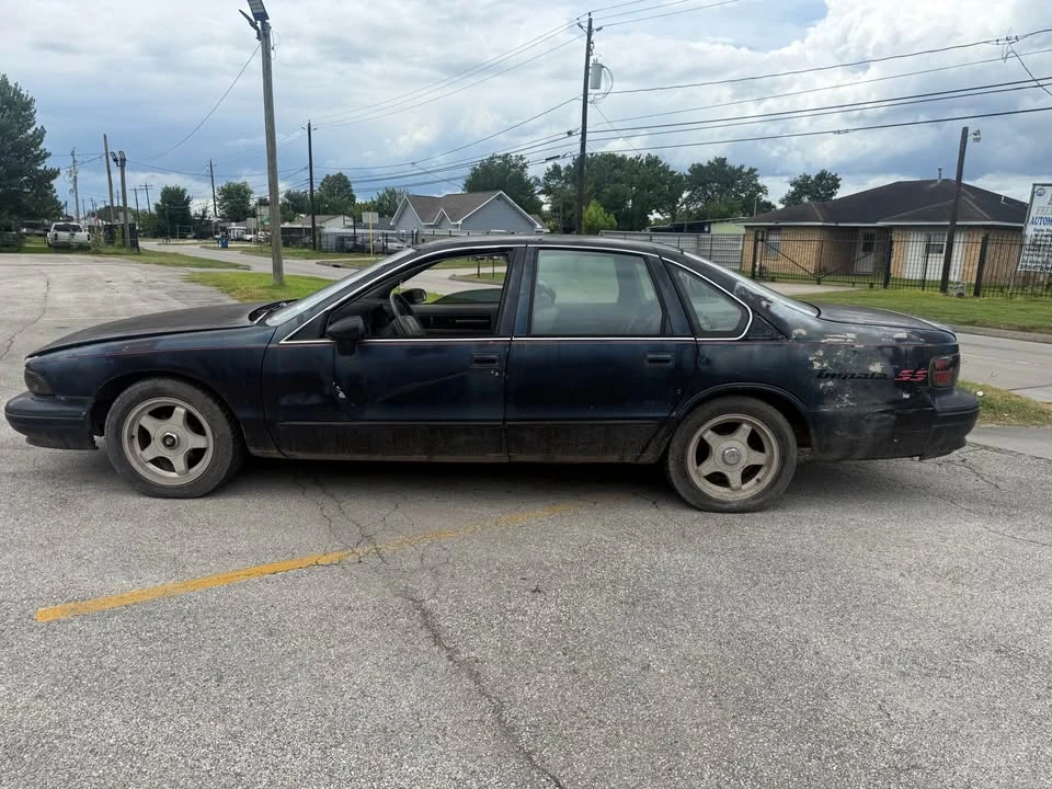1996 Chevrolet Impala 7th Gen - Image 7 of 11