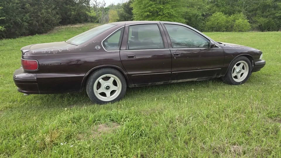 1996 Chevrolet Impala 7th Gen - Image 3 of 17