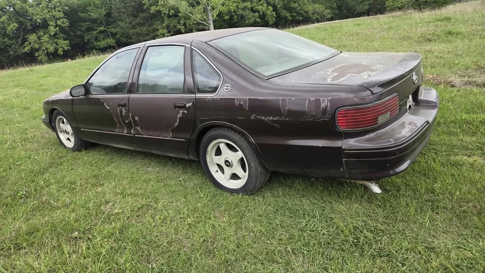 1996 Chevrolet Impala 7th Gen - Image 8 of 17