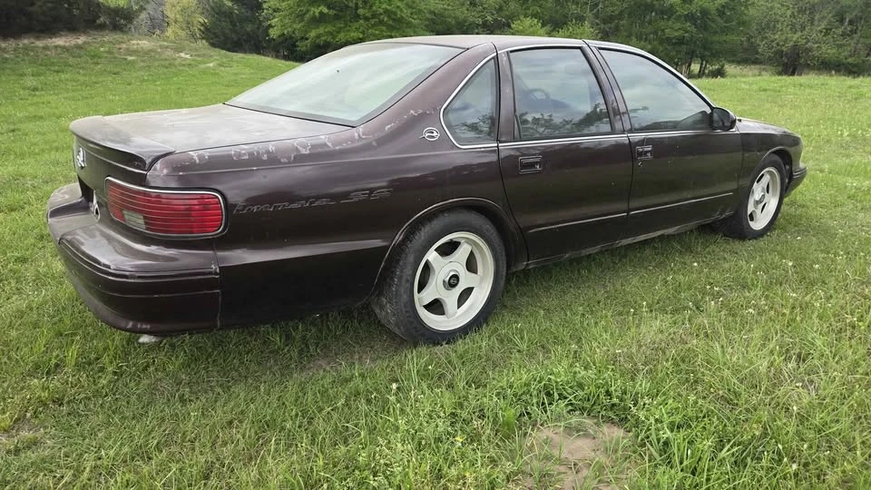 1996 Chevrolet Impala 7th Gen - Image 4 of 17