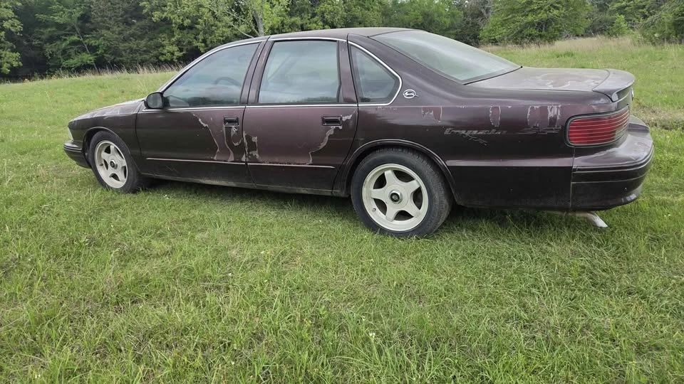 1996 Chevrolet Impala 7th Gen - Image 9 of 17
