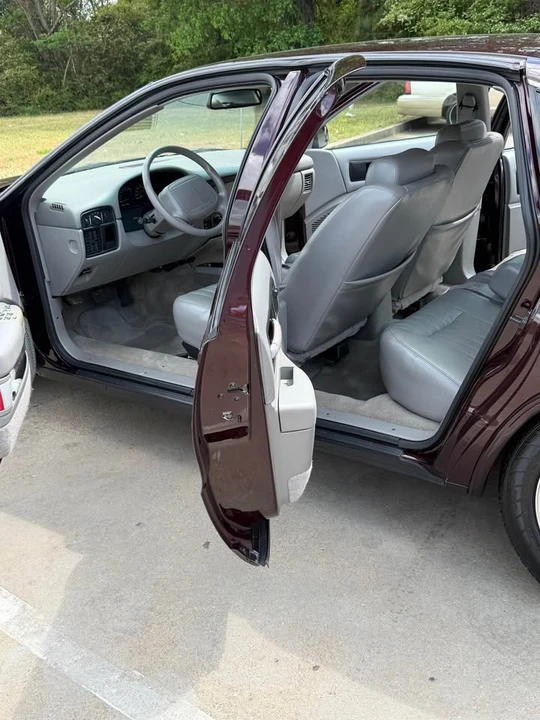 1996 Chevrolet Impala 7th Gen - Image 9 of 9