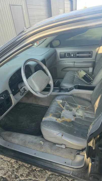 1996 Chevrolet Impala 7th Gen - Image 6 of 8