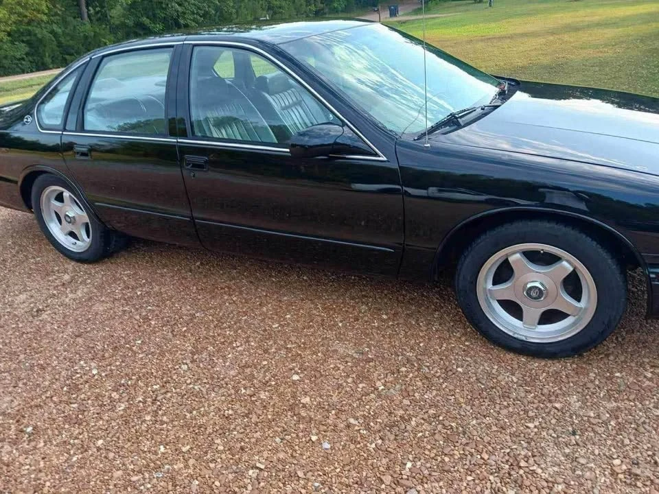 1996 Chevrolet Impala 7th Gen - Image 15 of 16