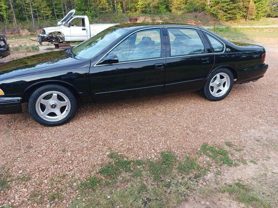 1996 Chevrolet Impala 7th Gen - Image 13 of 16