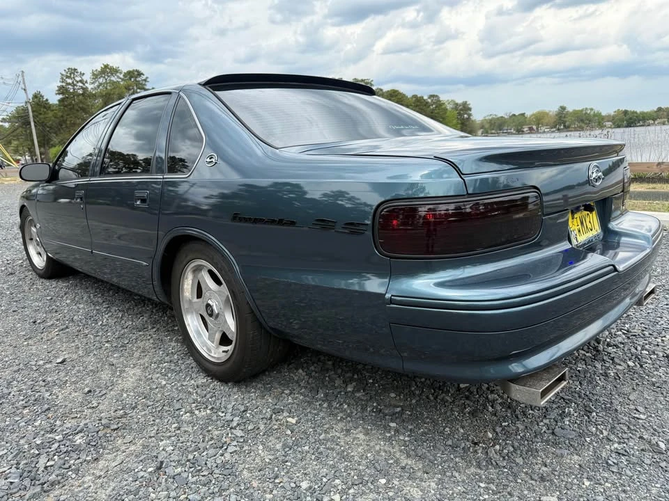 1996 Chevrolet Impala 7th Gen - Image 2 of 15