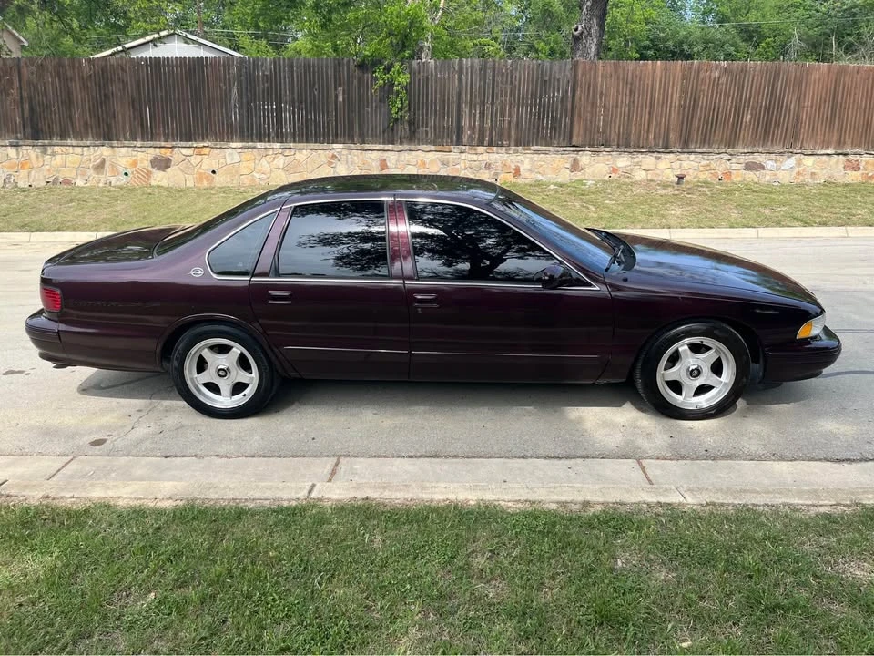 1996 Chevrolet Impala 7th Gen - Image 2 of 7