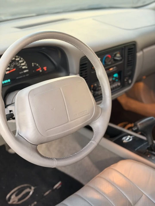 1996 Chevrolet Impala 7th Gen - Image 4 of 19