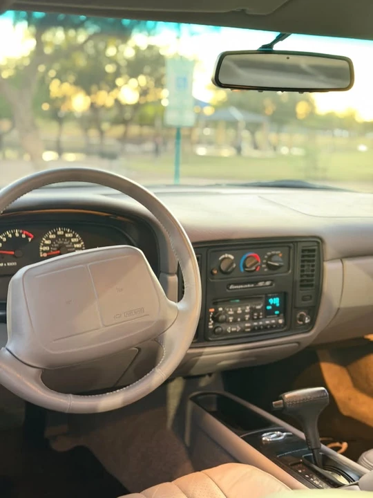 1996 Chevrolet Impala 7th Gen - Image 16 of 19