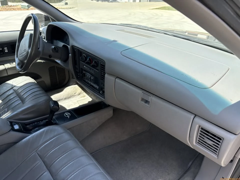 1996 Chevrolet Impala 7th Gen - Image 19 of 20