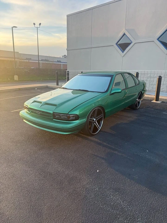 1996 Chevrolet Impala 7th Gen - Image 2 of 7