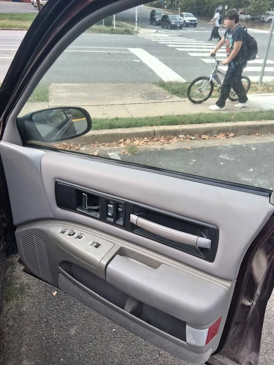 1996 Chevrolet Impala 7th Gen - Image 8 of 8