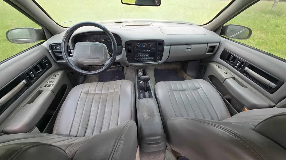 1994 Chevrolet Impala 7th Gen - Image 2 of 18