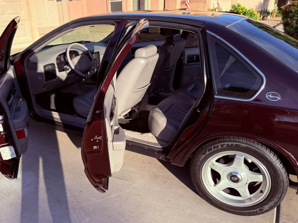 1996 Chevrolet Impala 8th Gen - Image 10 of 20