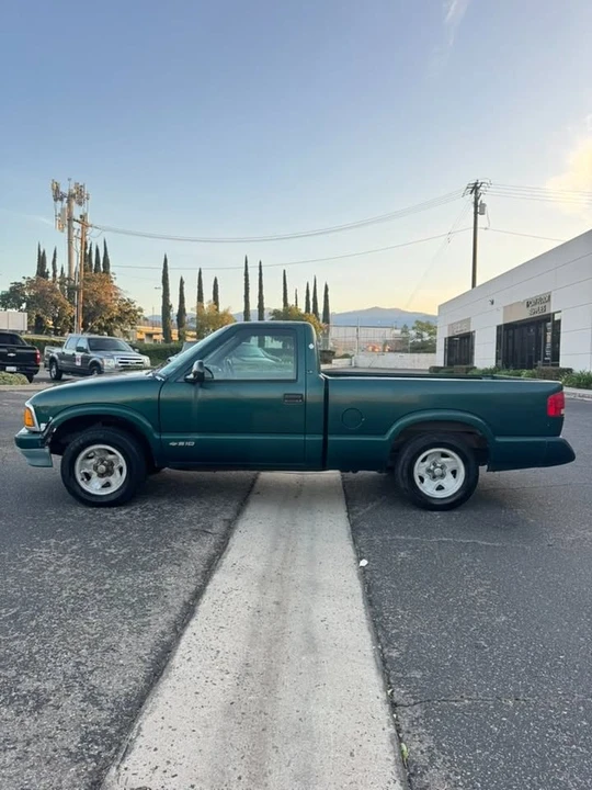 1996 Chevrolet S-10 - Image 6 of 14