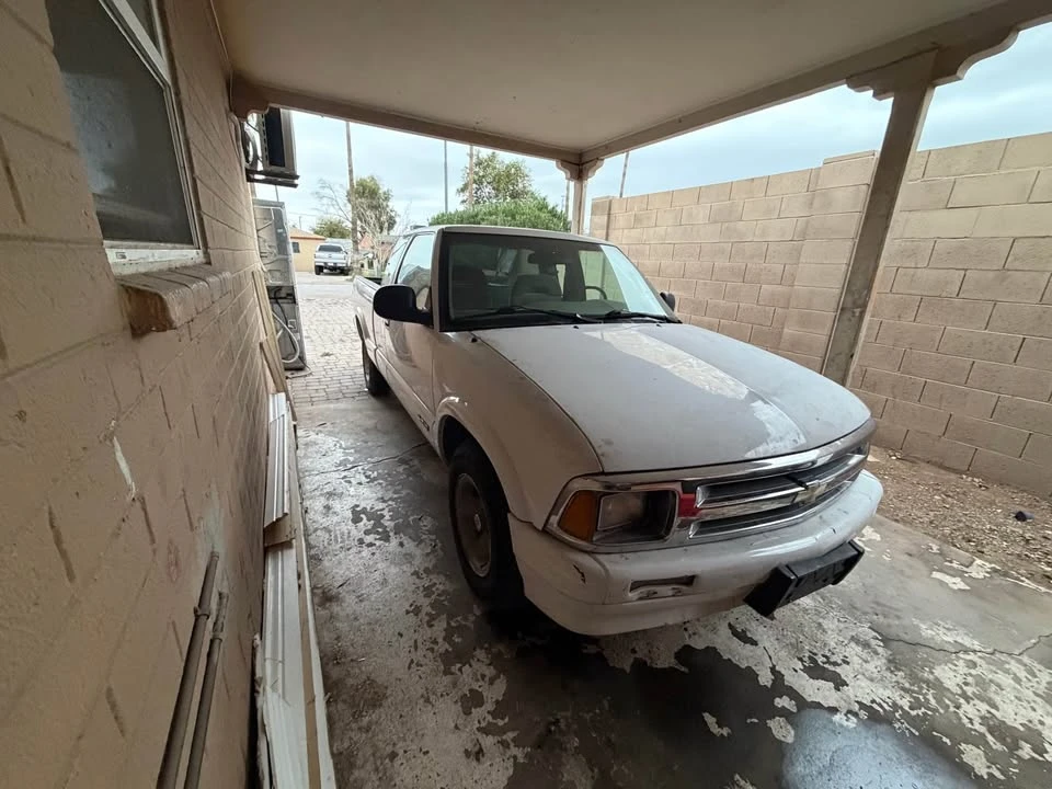 1996 Chevrolet S-10 - Image 2 of 8