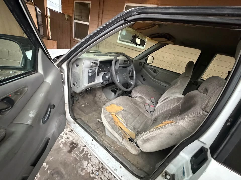 1996 Chevrolet S-10 - Image 7 of 8