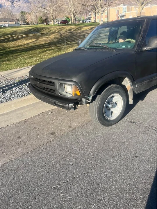 1996 Chevrolet S-10 - Image 3 of 19