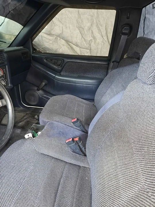 1996 Chevrolet S-10 - Image 3 of 13