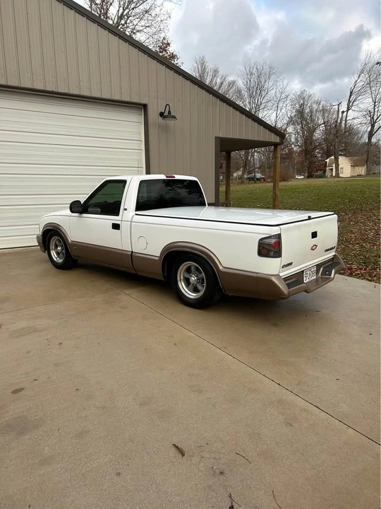 1996 Chevrolet S-10 - Image 4 of 8
