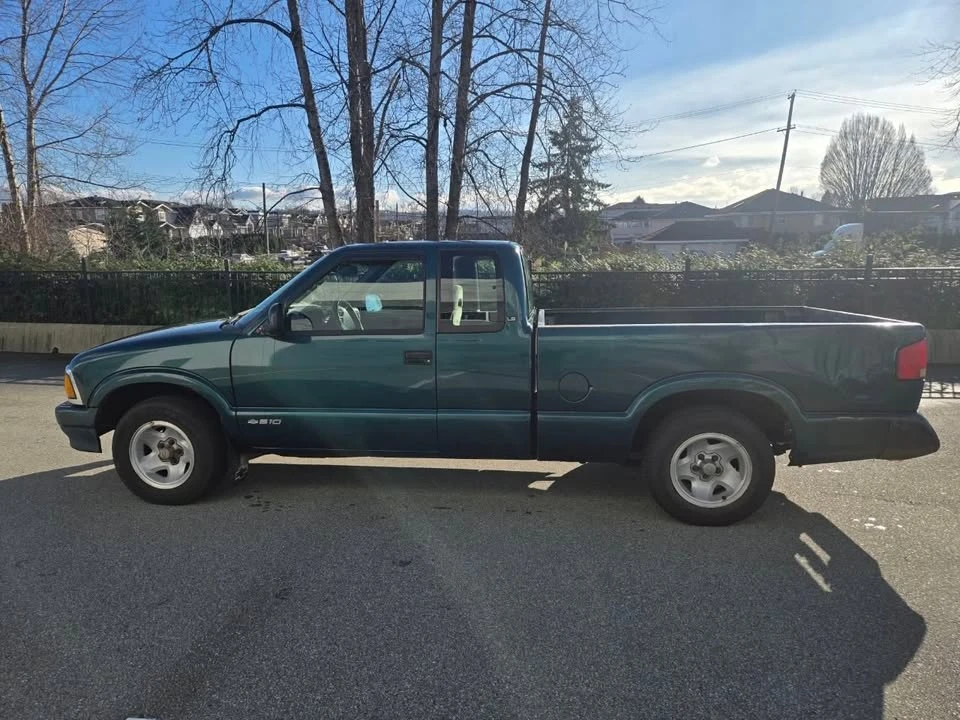 1996 Chevrolet S-10 - Image 8 of 12