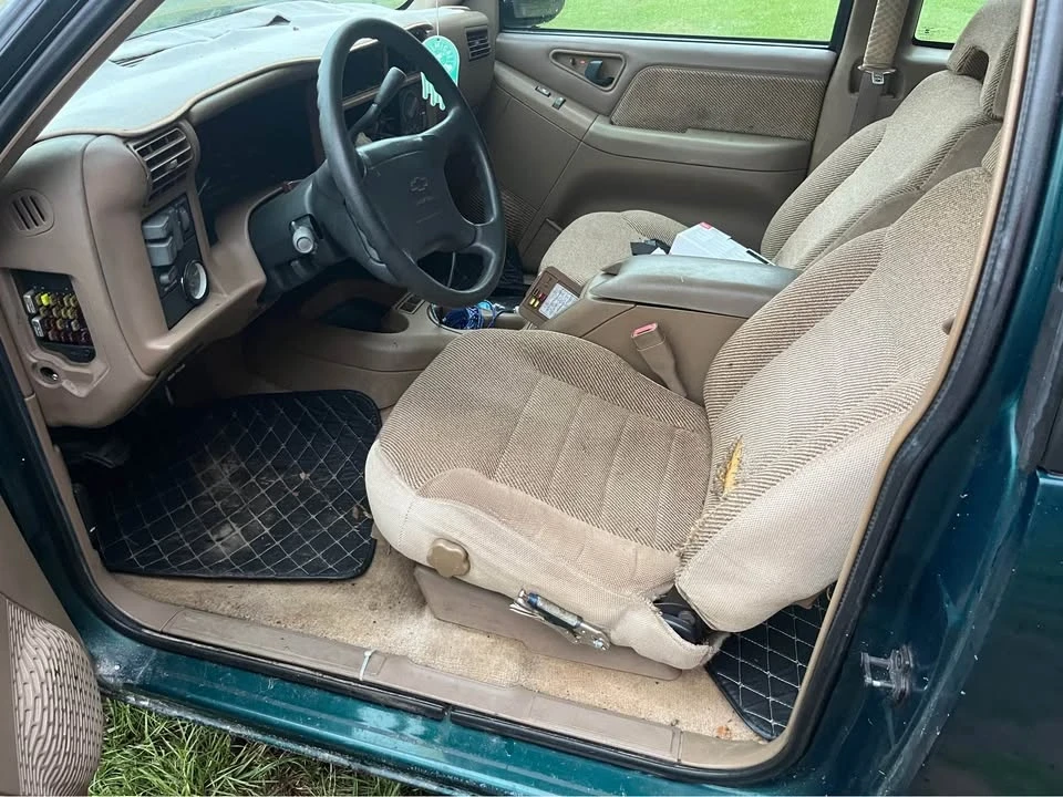 1996 Chevrolet S-10 - Image 6 of 7