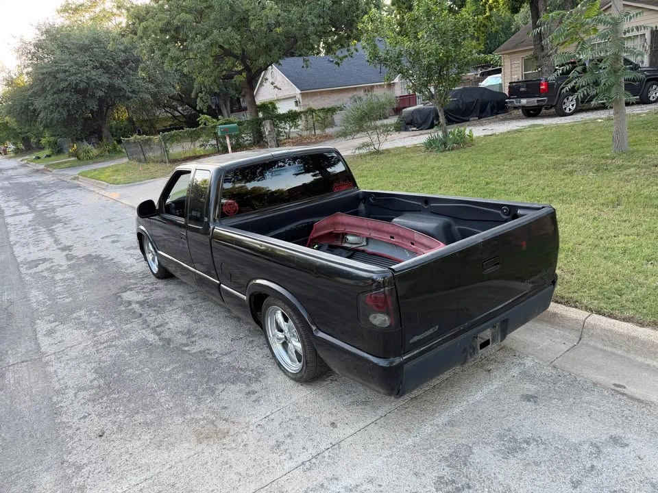 1996 Chevrolet S-10 - Image 4 of 7