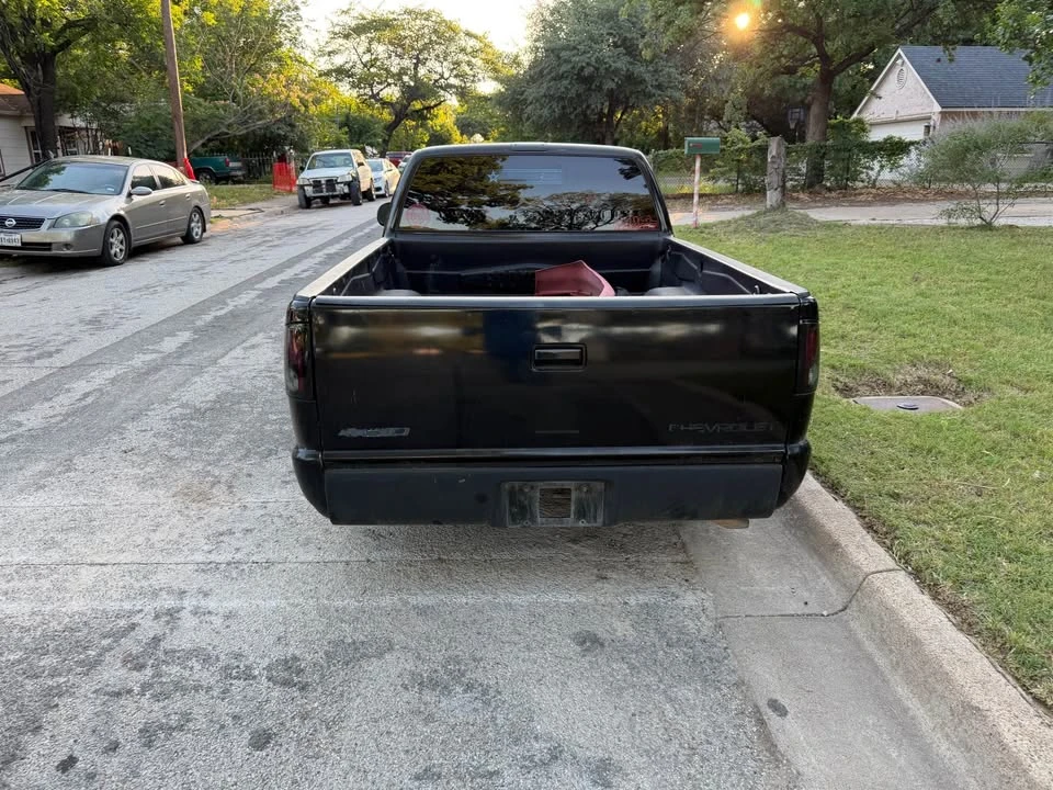 1996 Chevrolet S-10 - Image 5 of 7