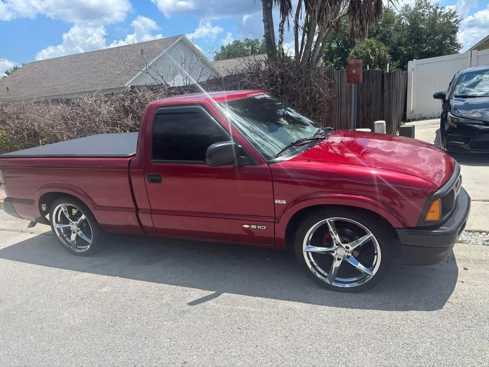 1996 Chevrolet S-10 - Image 2 of 8